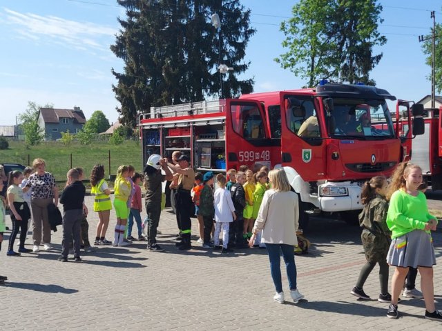 Szkolny Tydzień Bezpieczeństwa z udziałem strażaków z KP PSP w Przasnyszu